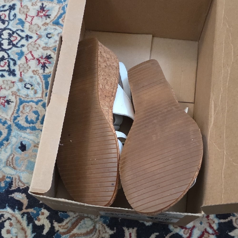 Gilbert Rohde White Sandals - Picture 4 of 5